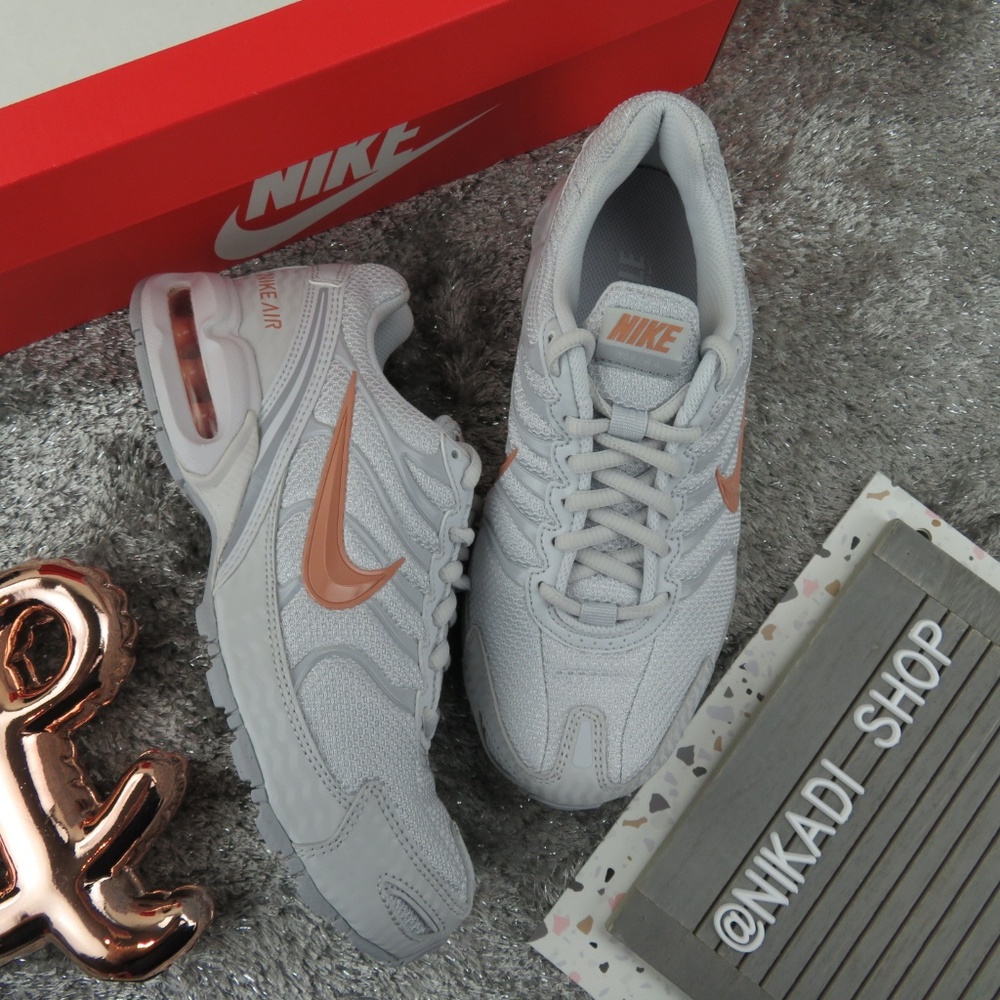 Nike Air Max Torch Sneakers